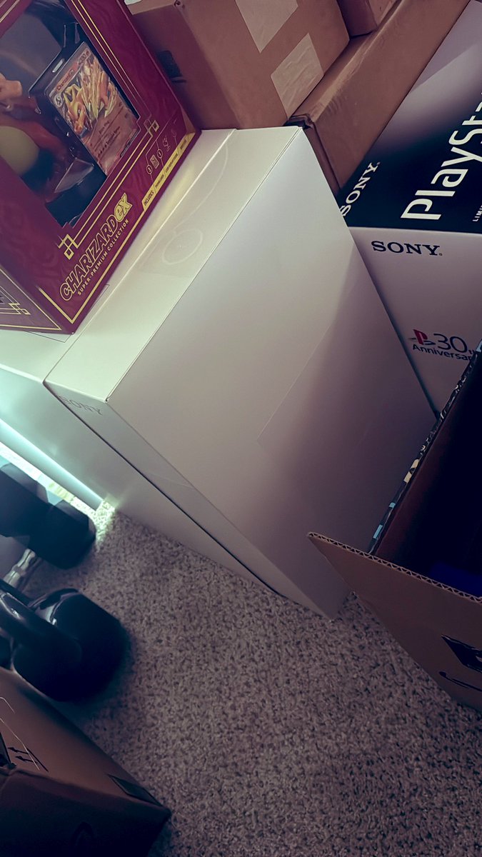 CbEfx's tweet photo. @SpawnPoiint Just sitting currently waiting on game room to be finished. 😮‍💨 https://t.co/PtzcSPJXhZ