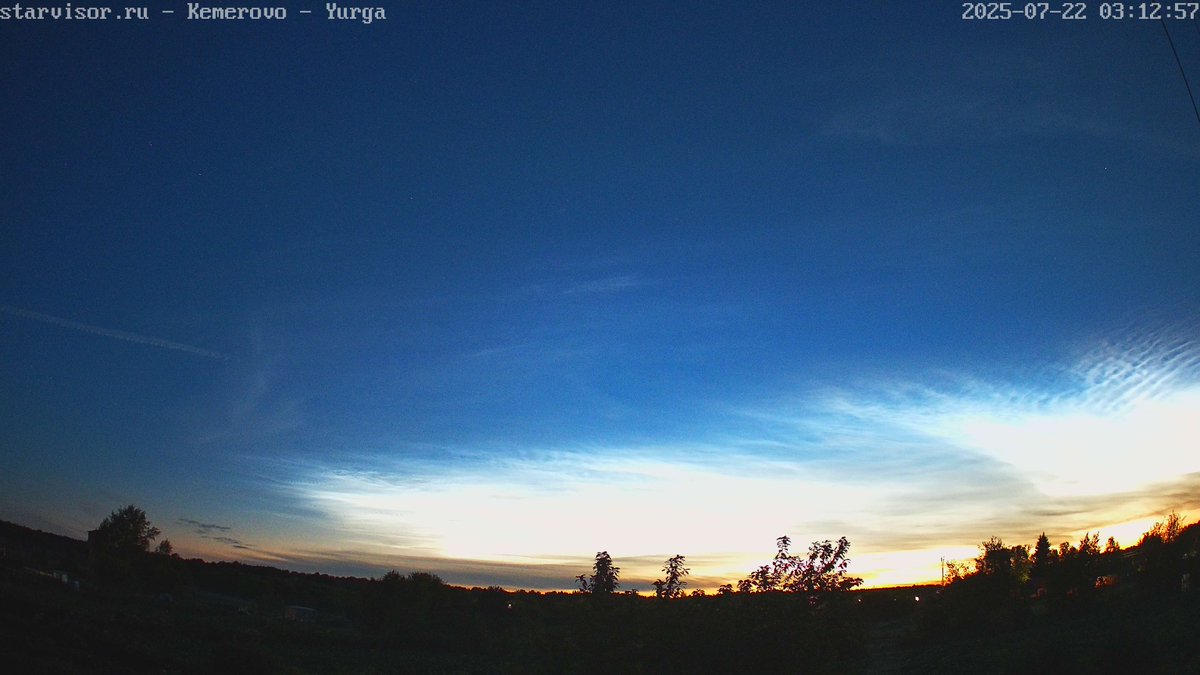 James_Akrill's tweet image. Bright Noctilucent clouds over Eastern Russia tonight. Not sure whats happened to them over Europe recently as activity has seriously reduced on the MAARSY radar over the last few days.