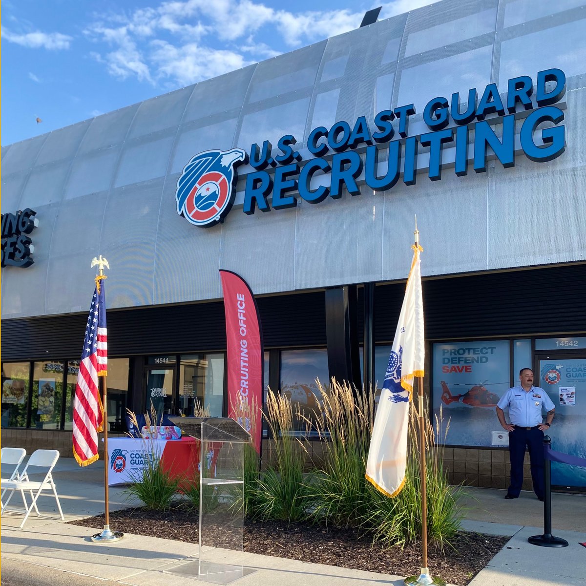 USCG's tweet image. Building the future force! Saturday, @USCG opened its newest recruiting office in Omaha, Nebraska.
As we modernize our assets and capabilities through historic investment, we are also modernizing how and where we recruit – ensuring we’re reaching the best talent in communities…