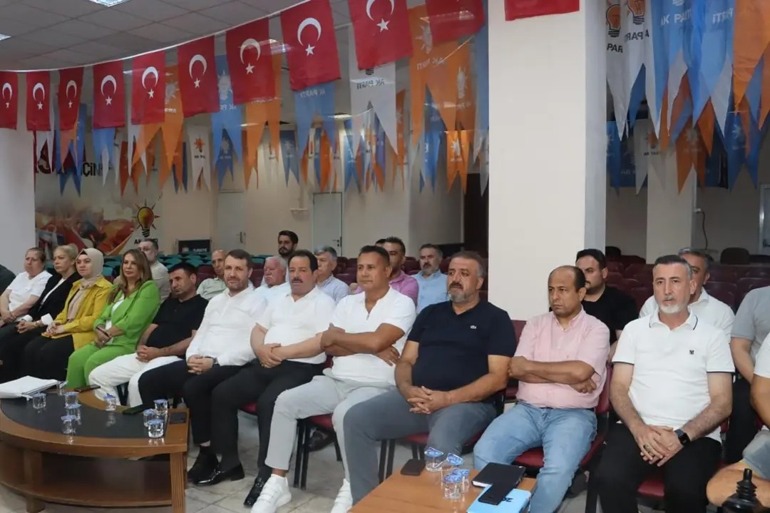 📍AK Parti Mersin İl Başkanlığı

Haftalık olağan yönetim kurulu toplantımızı il başkanımız Sayın Adem Aldemir ve il yönetim kurulu ile birlikte gerçekleştirdik.

Toplantımız hayırlara vesile olsun inşAllah

#mersin #akparti