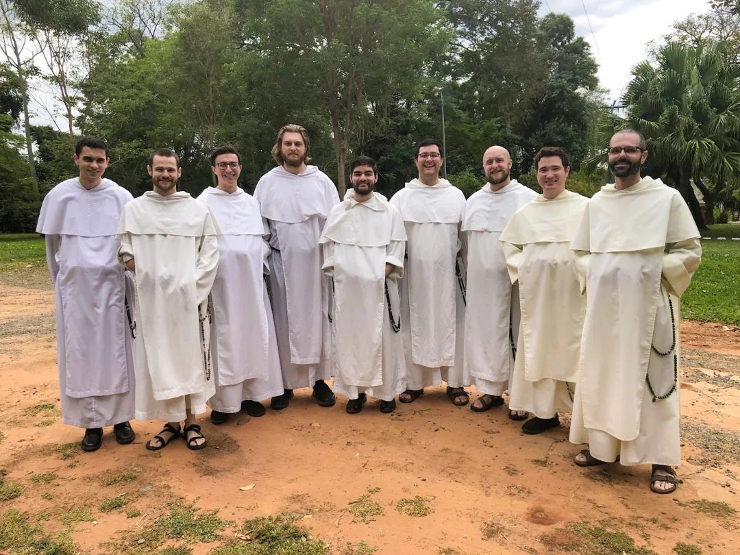 dominicanfriars's tweet image. Two of our brothers, Br. Clement Greenspan, O.P. and Br. Anselm Kelly, O.P., are pictured here with seven other American student brothers representing all four Dominican provinces: Eastern, Western, Central, and Southern.
During their summer in South America, the brothers spent…
