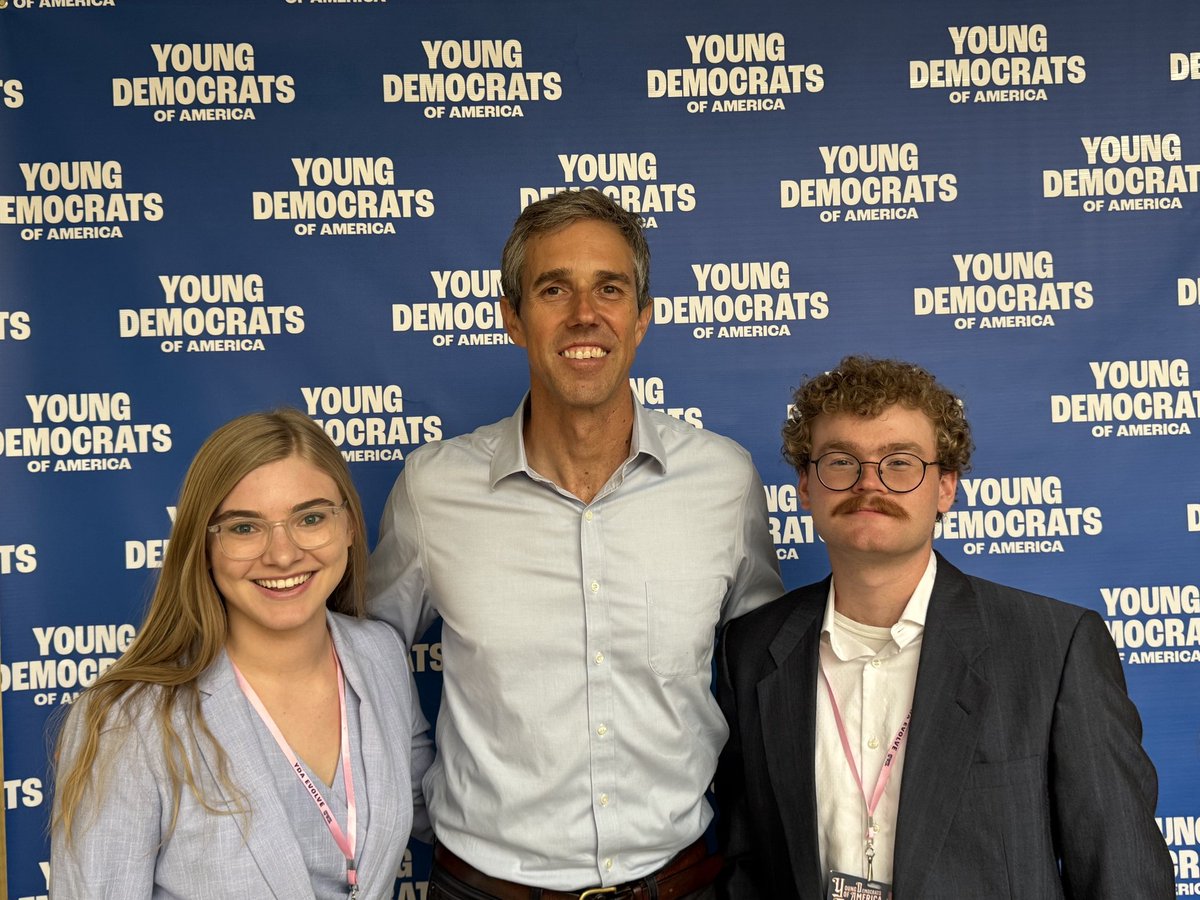 KansasDems's tweet image. Way to go Brianna Cole!
Brianna is the Wichita State University Young Democrats President & a delegate at the DNC @youngdems National Convention in Philly representing the Kansas Young Democrats.
The future looks strong in Kansas!
Also congrats to new Chair @FatimaHeyward!