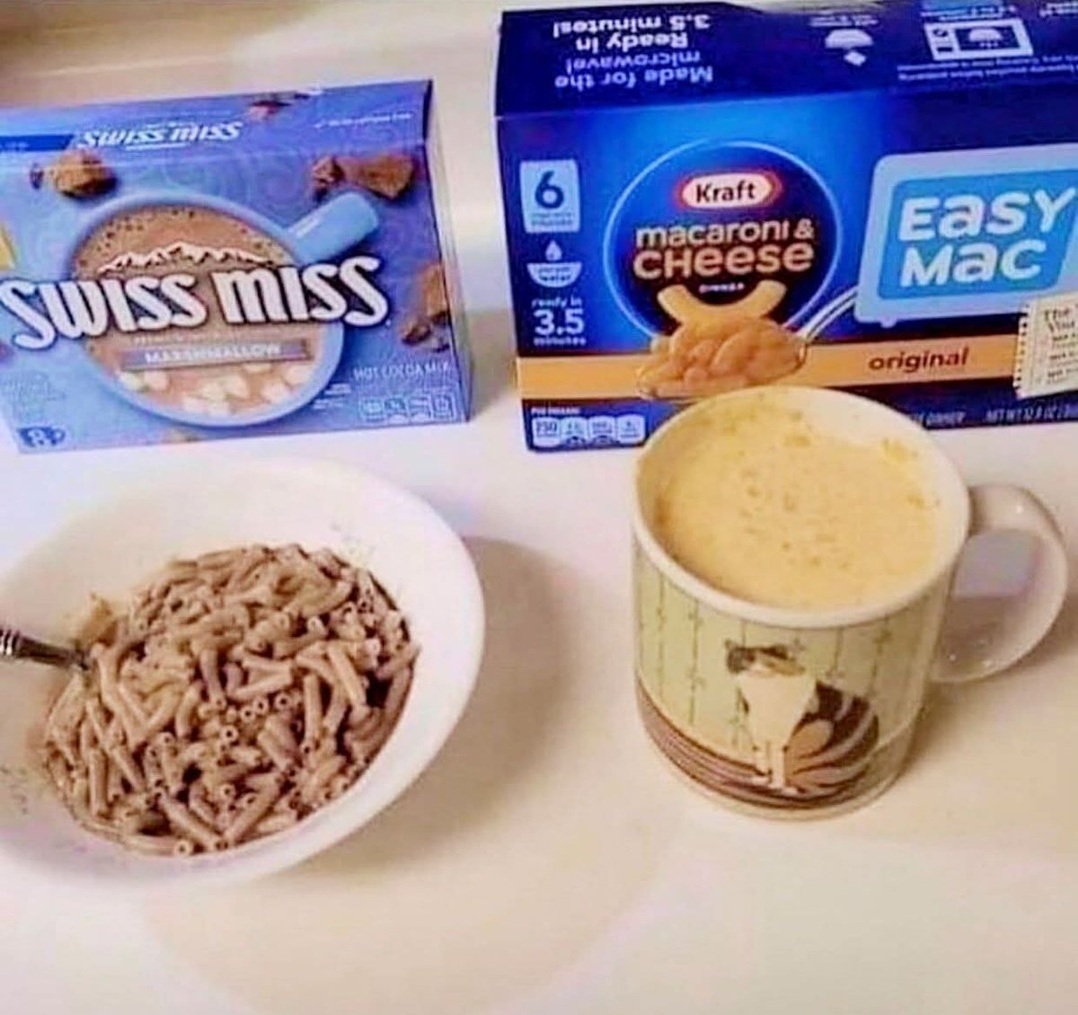 OfAthenry's tweet image. Nothing is stopping you from switching the packets you know.
Mac & Chocolate with some hot cheese sounds great.
