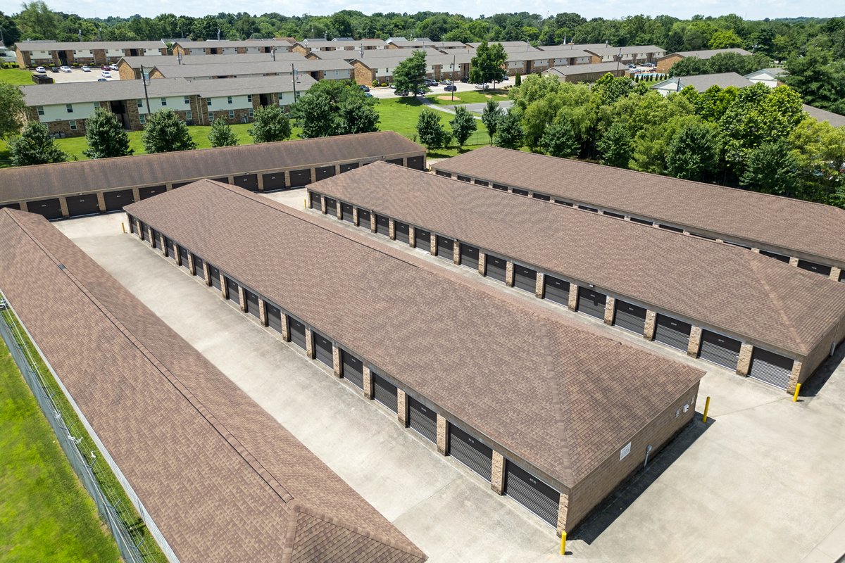 Millan Enterprises (@millanentllc) on Twitter photo Need a little extra room? Whether you're moving, growing your business, or just need more space, ๐ฃ๐ฟ๐ถ๐บ๐ฒ ๐ฆ๐๐ผ๐ฟ๐ฎ๐ด๐ฒ has you covered.
โก๏ธ ๐๐ต๐ฒ๐ฐ๐ธ ๐ผ๐๐ ๐ฟ๐ฒ๐ฎ๐น-๐๐ถ๐บ๐ฒ ๐ฎ๐๐ฎ๐ถ๐น๐ฎ๐ฏ๐ถ๐น๐ถ๐๐ at storageinclarksville.com
#clarksvilletn #visitclarksvilletn #storage Need a little extra room? Whether you're moving, growing your business, or just need more space, ๐ฃ๐ฟ๐ถ๐บ๐ฒ ๐ฆ๐๐ผ๐ฟ๐ฎ๐ด๐ฒ has you covered.
โก๏ธ ๐๐ต๐ฒ๐ฐ๐ธ ๐ผ๐๐ ๐ฟ๐ฒ๐ฎ๐น-๐๐ถ๐บ๐ฒ ๐ฎ๐๐ฎ๐ถ๐น๐ฎ๐ฏ๐ถ๐น๐ถ๐๐ at storageinclarksville.com
#clarksvilletn #visitclarksvilletn #storage