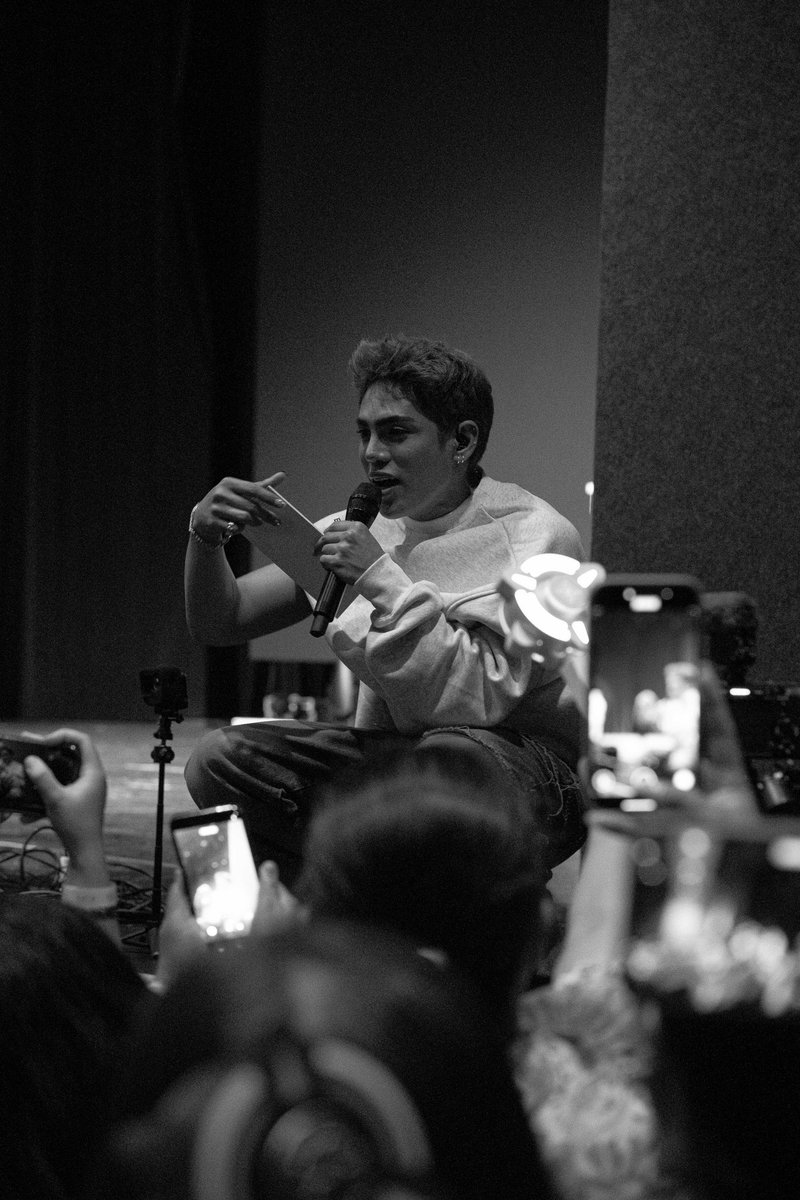 EgoOfMigo's tweet photo. They tryna kill the colours in my mind... 
Some black &amp; white snaps from soundcheck.

SB19 TAKES ON TORONTO
@SB19Official #SB19
#SaWWorldTourON #SB19SimulaAtWakas
 #SB19_KEN #SB19_PABLO #SB19_JOSH #SB19_STELL #SB19_JUSTIN https://t.co/v8Jqyl6IwM