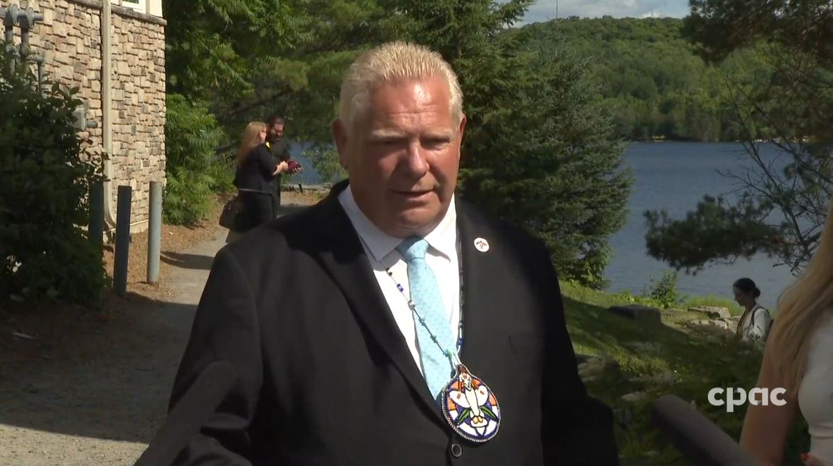 CPAC_TV's tweet image. LIVE: Premiers speak with reporters in Huntsville, Ont.
➡️ow.ly/13RE50WsViz
EN DIRECT : Des premiers ministres devant les médias à Huntsville, en Ont.
➡️ow.ly/xSfN50WsViy
#cdnpoli | #polcan