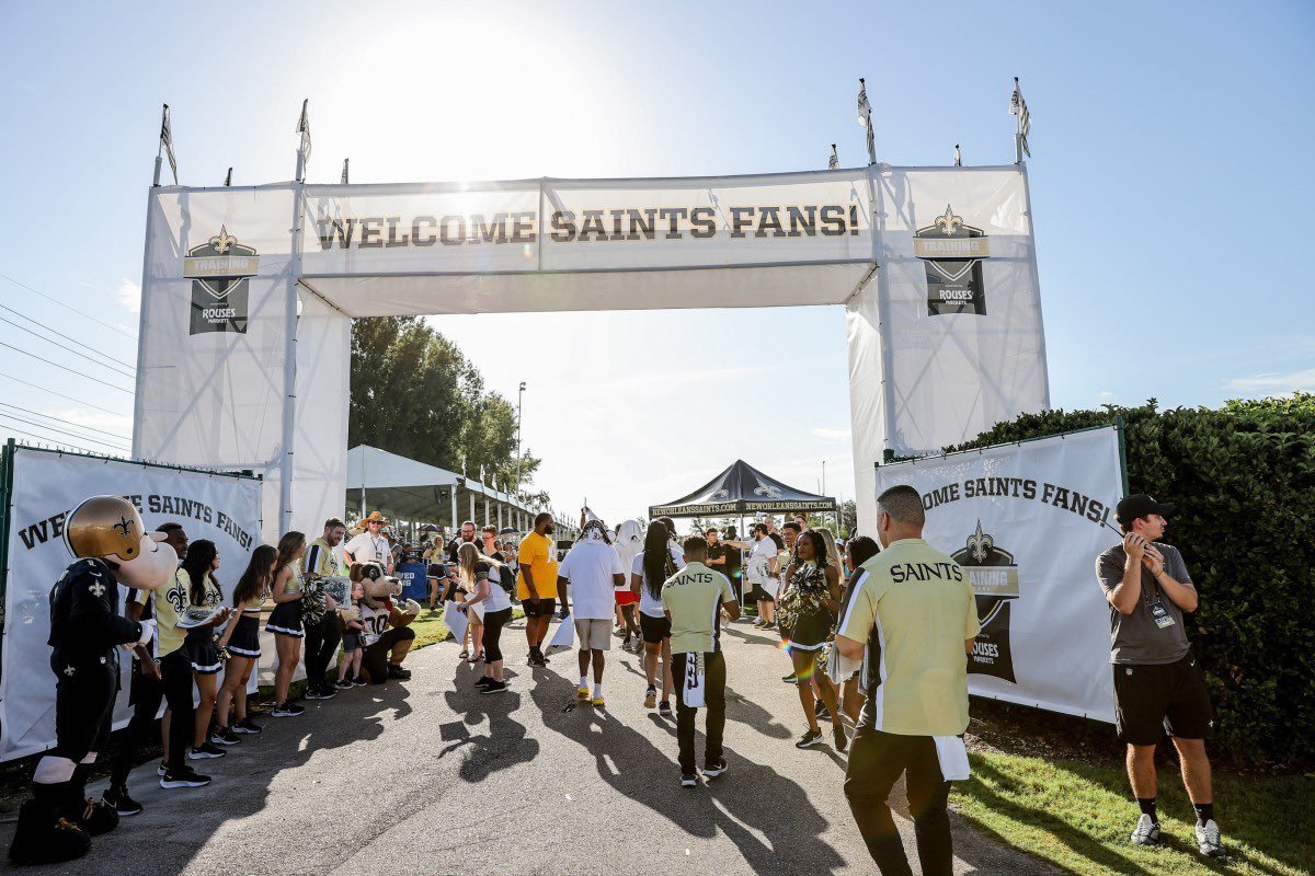 Saints's tweet image. Get your fast pass for training camp at select @RousesMarkets locations, first come first served!
The fast pass includes exclusive covered seating😎
Limited passes available! See locations here: neworlns.co/4kLp8XD