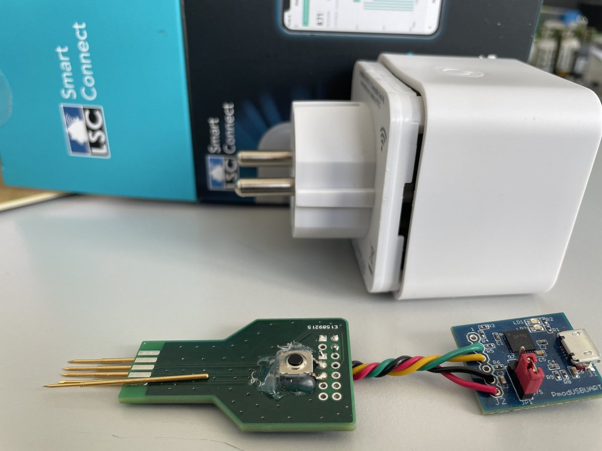 It's time to #hack this cheap plug from #action market.
#homeassistant