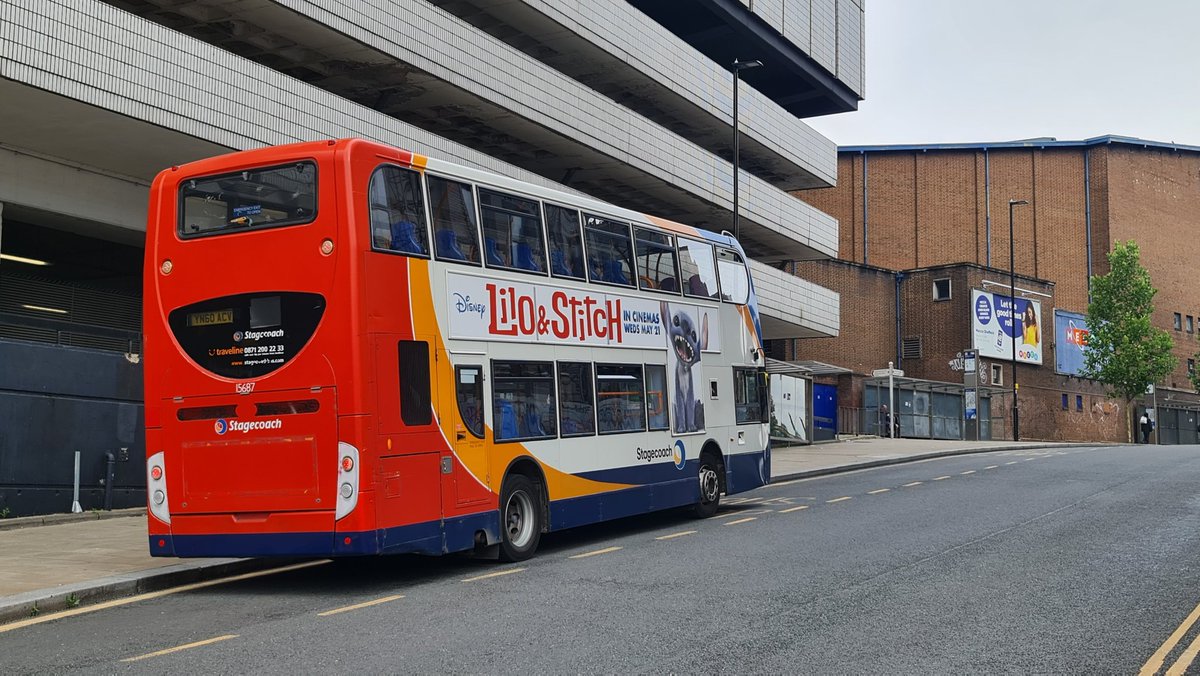 Shaun__92's tweet photo. Buses seen in Sheffield #firstbus #firstbuses #firstsheffield #firstsouthyorkshire #stagecoachyorkshire #highpeak #monday #21st #july #2025 @StagecoachYrks @FirstSoutnYorks @HighPeakLive https://t.co/wVqjAC0aru