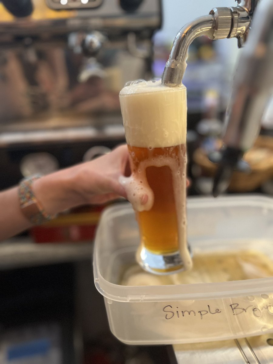 Real_J3P0's tweet photo. Hey #phishheads @SimpleBeerCo taproom is open in midtown this weds if you’re in town for the shows! &amp; We have a special brew for As Is bar called Boise Bag- a Keller Bier with Idaho7 hops. It gets tapped early Tuesday, stop in to see us! https://t.co/2pE1c4TAvW #phish #beer https://t.co/N092pKW0Mz