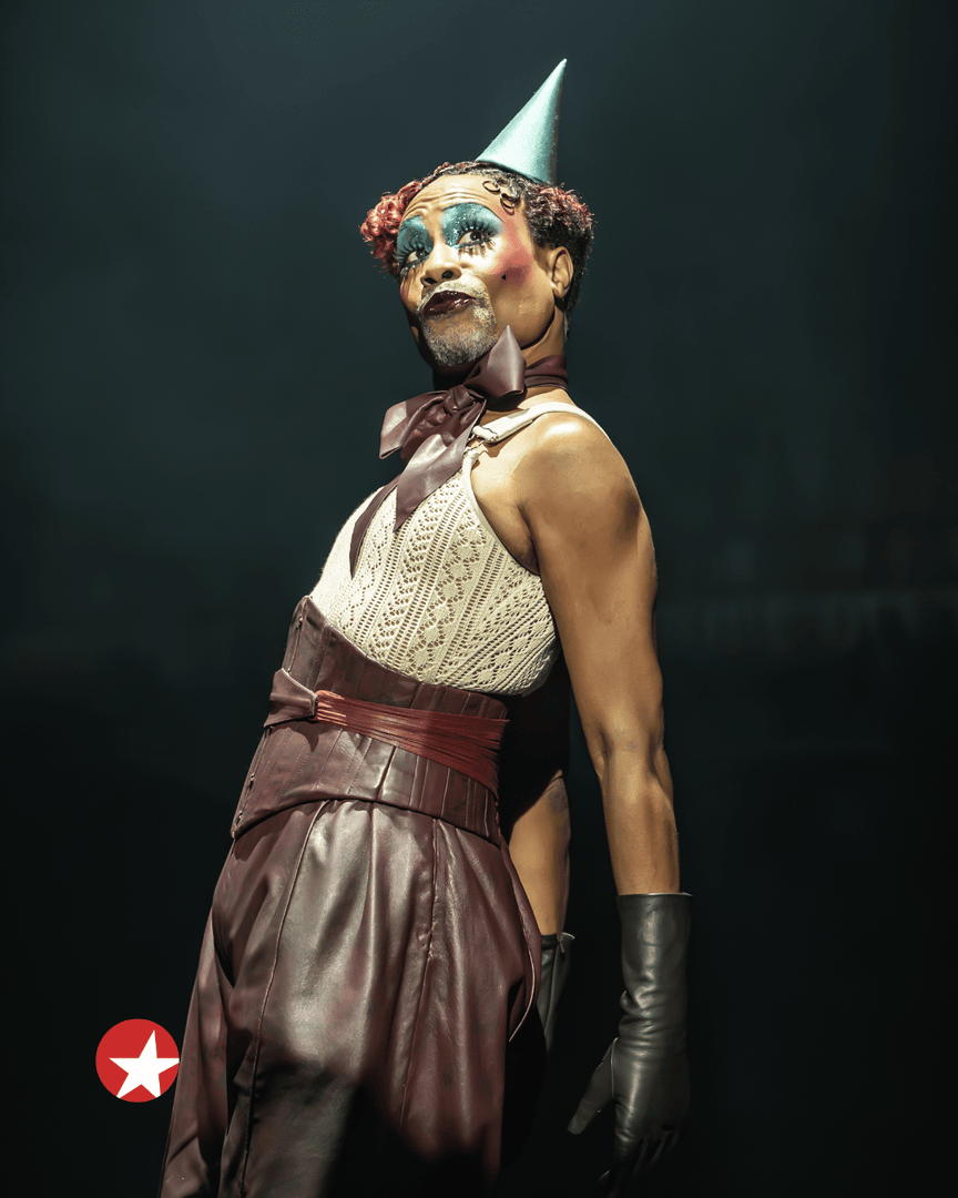 broadwaycom's tweet image. Introducing the new Emcee and Sally Bowles to Broadway's CABARET, Billy Porter and Marisha Wallace!
The duo begin their run at the Kit Kat Club tomorrow night running through October 19th.
For tickets: bit.ly/3QmVtaf
📸: Marc Brenner
#cabaret #broadway