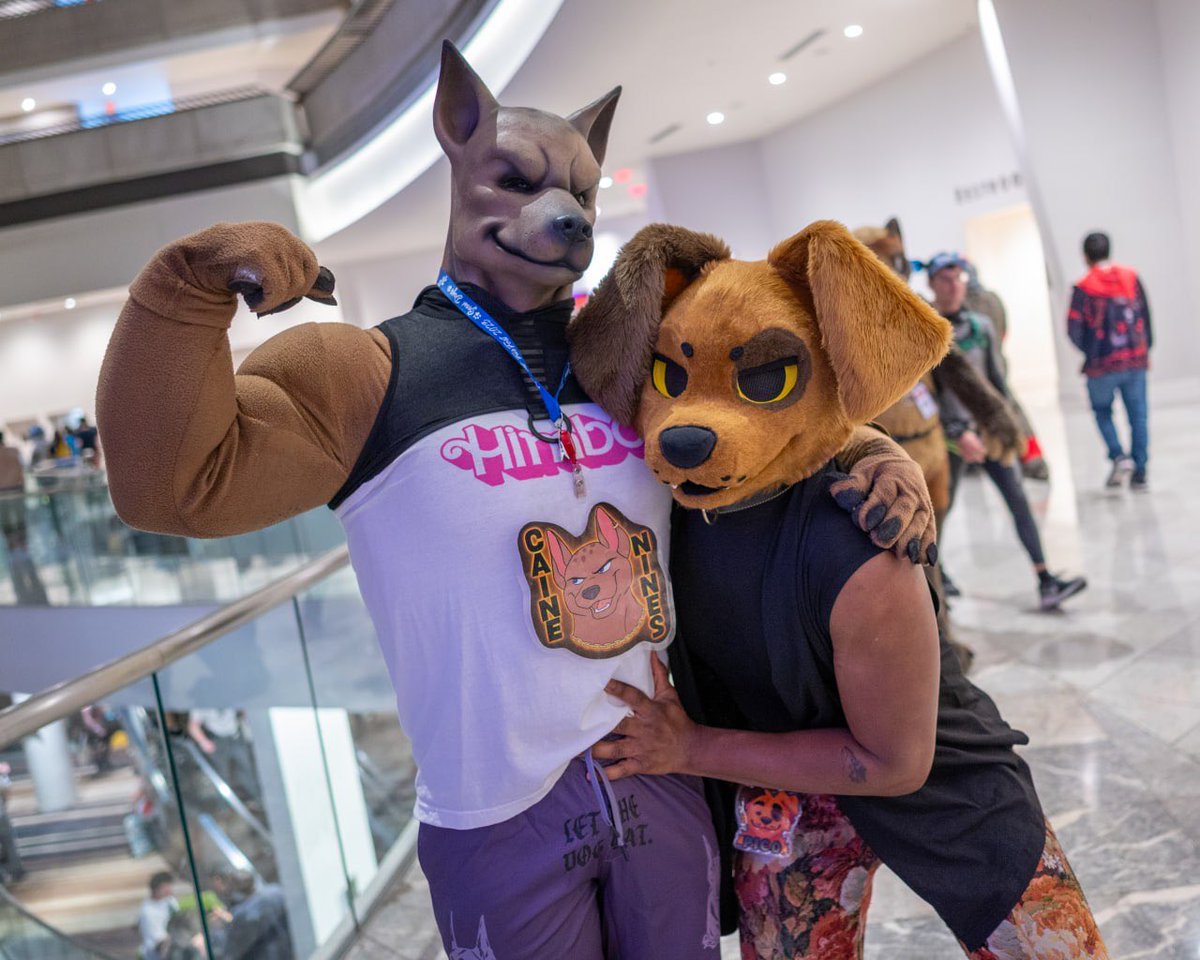 cainenines's tweet image. Big dog energy

With @Picogobark at @FurryWeekend

#furry #fursuit #puppy #dog #xolo #fwa #FWA25