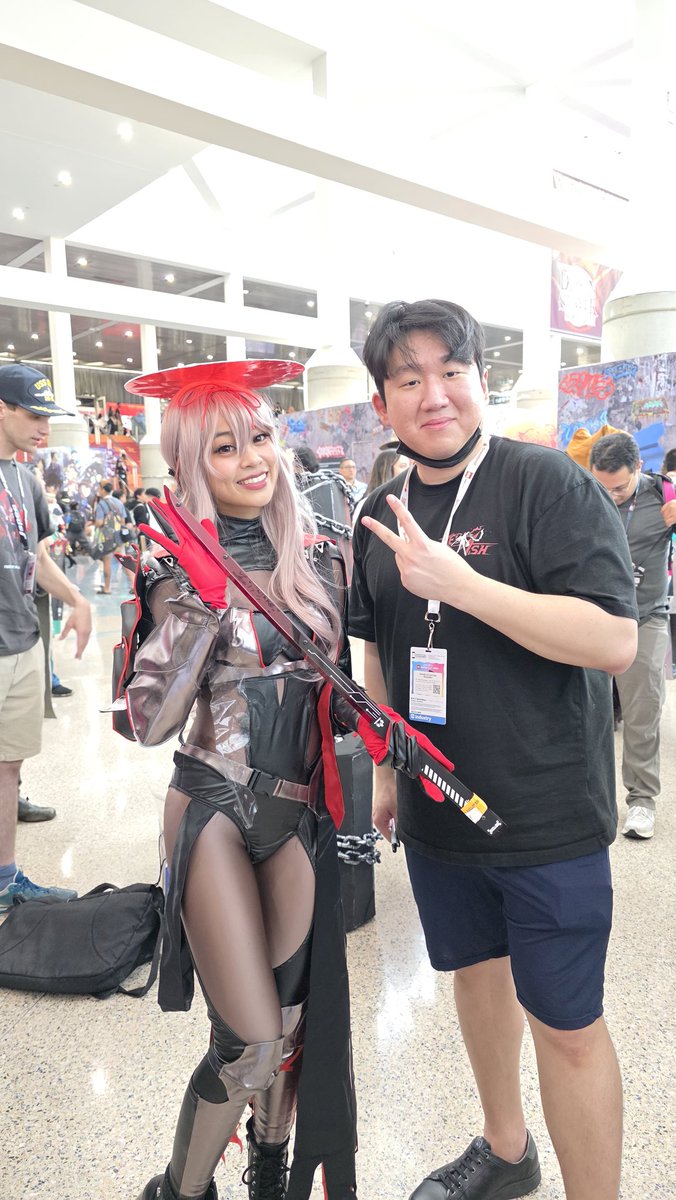 Kir Wuff (@kir_wuff) on Twitter photo Did you know I got my Scarlet sword signed by NIKKE's <a href="/cosmograph0/">Cosmograph</a> and <a href="/hsyoo___/">Yoo HyungSuk</a> during anime expo ?
Now I need to figure out where to display it at home c:
( Having a hard day at work, lemme procrastinate and enjoy some fun memories XD ) Did you know I got my Scarlet sword signed by NIKKE's <a href="/cosmograph0/">Cosmograph</a> and <a href="/hsyoo___/">Yoo HyungSuk</a> during anime expo ?
Now I need to figure out where to display it at home c:
( Having a hard day at work, lemme procrastinate and enjoy some fun memories XD )