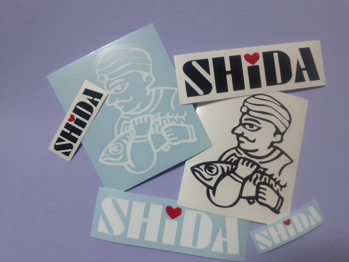 子供の絵をカッティングステッカーに♡ 700_01_50.jpg