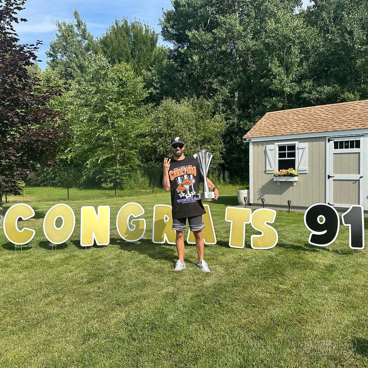 NLLBandits's tweet image. Kyle Buchanan sure knows how to party with the @NLL Cup!
He's had some practice... 🏆