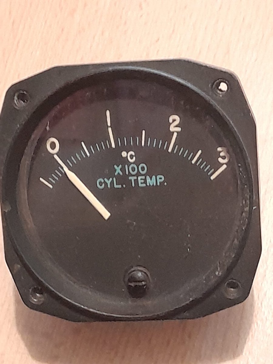 Barnie651's tweet image. Hallo Brauche mehr Followerpower:
Aircraft Cylinder Temperature Indicator AN5536-1A R88-1-2664-10 Cx100 Cylinder Temperature Gauge Airplane
Vorallen wo er eingebaut wurde