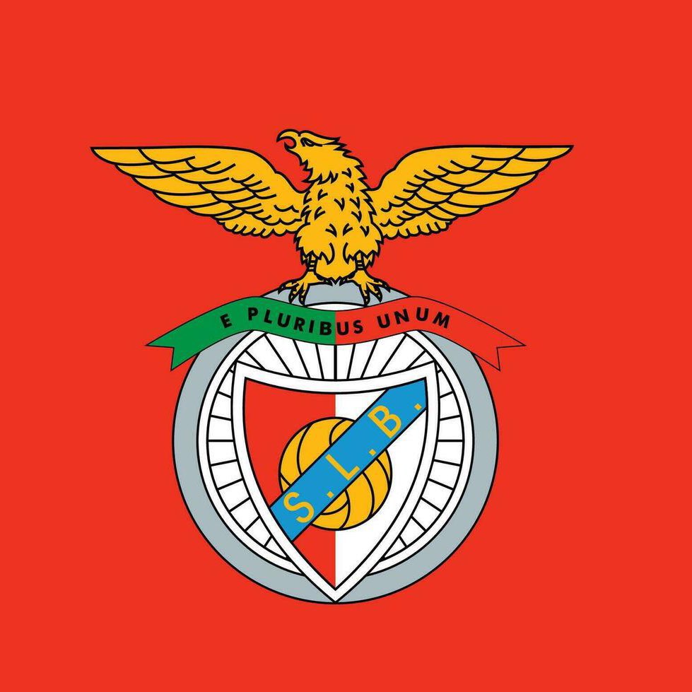 FabrizioRomano's tweet image. 🚨🦅 Richard Rios, on his way to Lisbon with Benfica director Rui Pedro Braz right now!
Rios will fly to Portugal in the upcoming hours after deal done with Palmeiras.
Benfica’s new midfielder, coming soon. ✈️