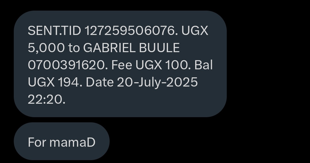 GabrielBuule's tweet image. This young man called Mukwaaya sent Shs 5000/ and literally remained with nothing ❤️🙏. Dear Lord, bless him with whatever he wants in life. #SaveMaamaDee