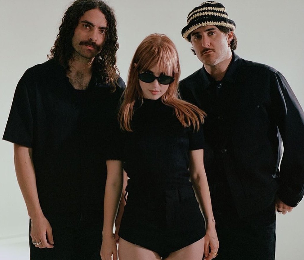 Pcharts's tweet image. Paramore has reached new all time peak of monthly listeners on Spotify with 28,479,094 (+64,995).