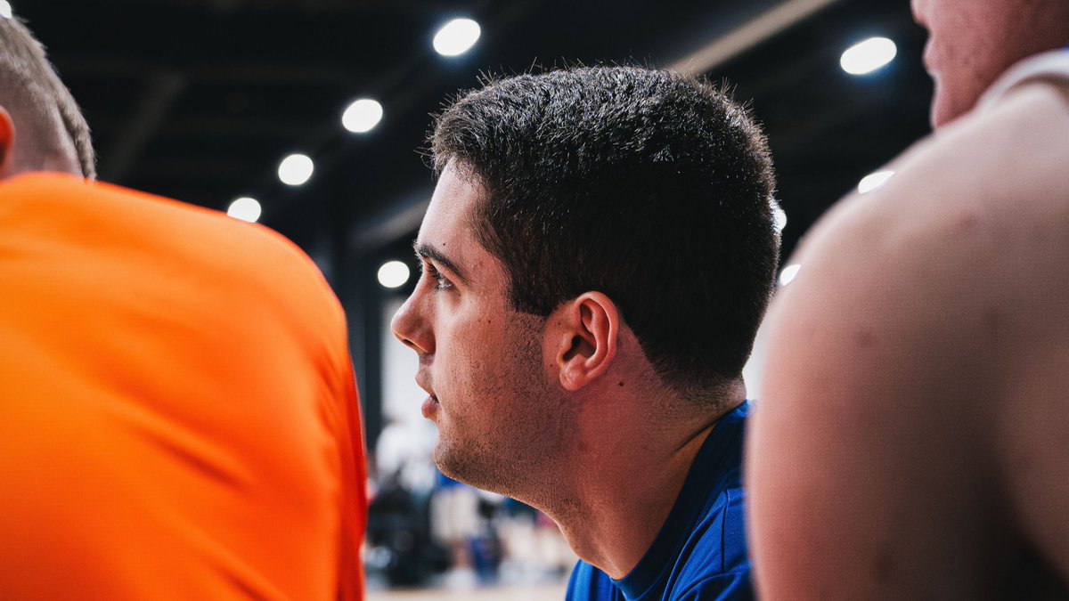 RyleyMcclaran's tweet image. Year 4 in the books❤️🐅

Older I get the more I realize the relationships &amp;amp; memories is what makes it so special. AAU is toxic, 50% of the courts consists of angry ppl &amp;amp; selfishness. So blessed I work for a program &amp;amp; coached a TEAM that made each other better &amp;amp; had joy doing it!