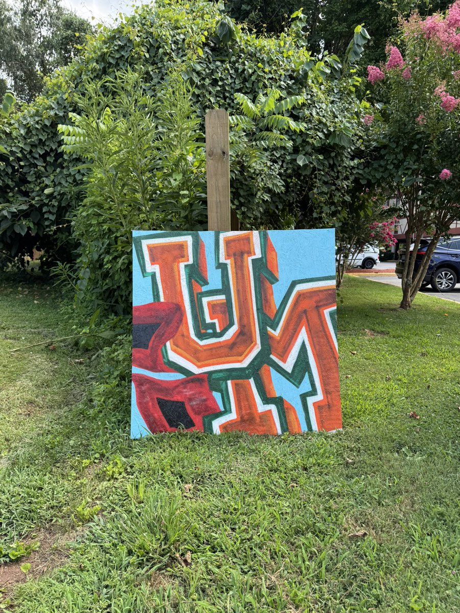 🆓 painting in Helen, Georgia, (across the street from the Firestation).