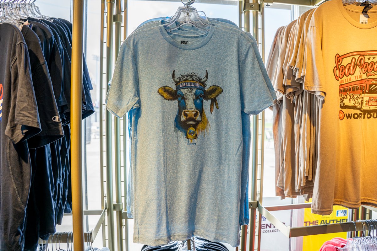 sodpoodles's tweet image. No home games? No problem!
Turn your off-week fit into a win with our latest merch! Shop brand new styles in-store or online!
SHOP HERE: bit.ly/48U9zZh