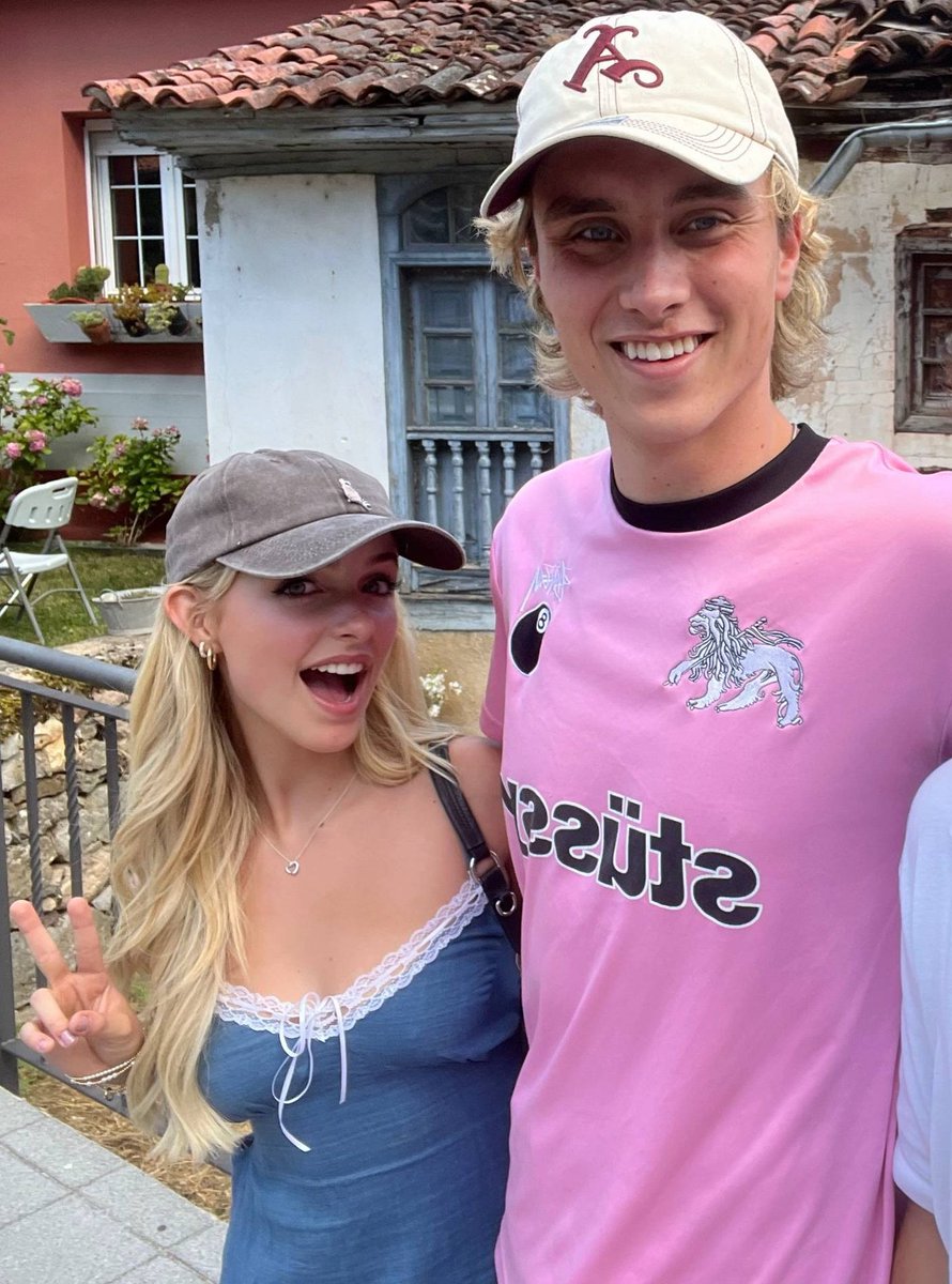 cloudedeyess's tweet image. OUR HAYMITCH AND MAYSILEE
