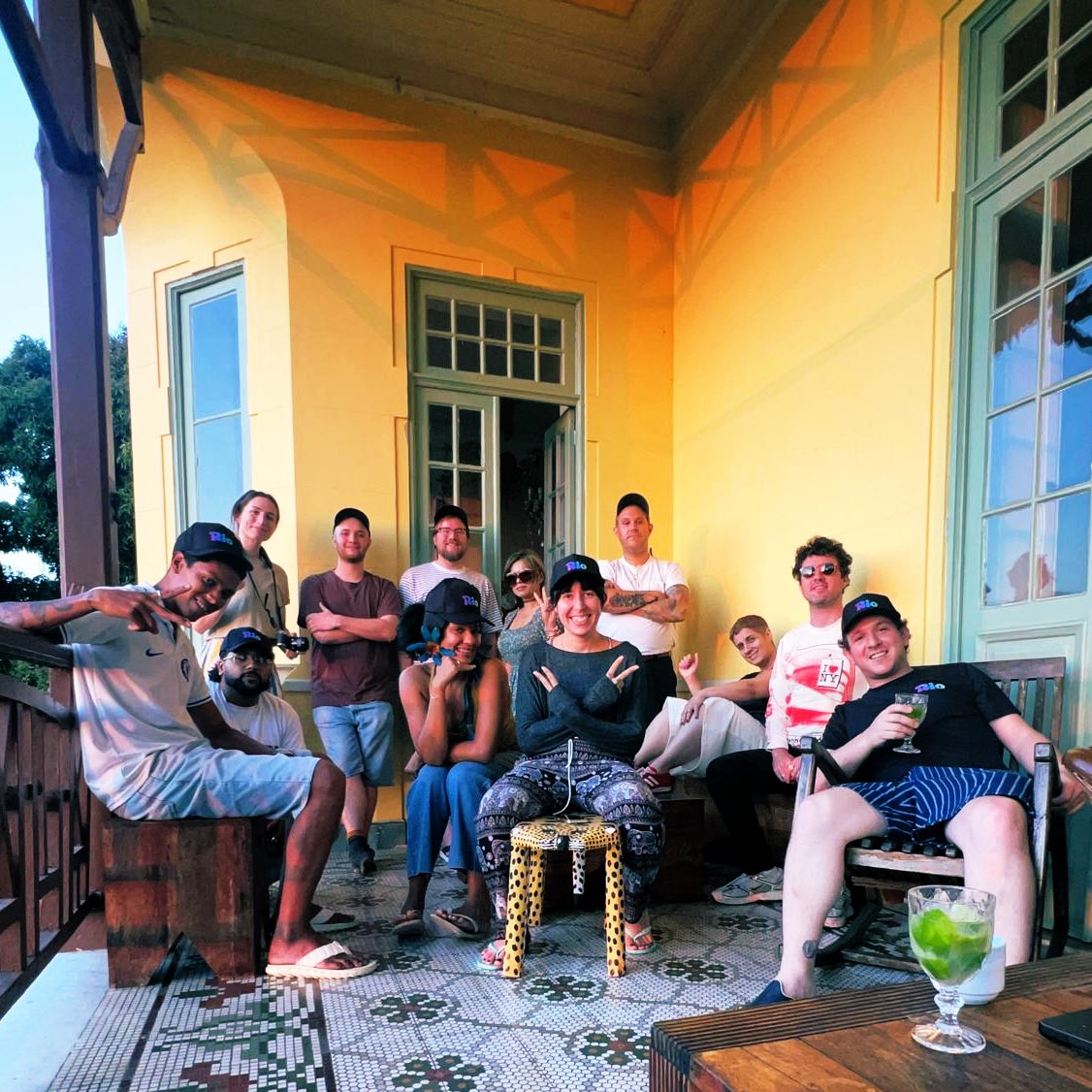 🟪🟦🟩 DAY 1

Our favourite part - when the artists arrive!

Who can you spot? 🕵️