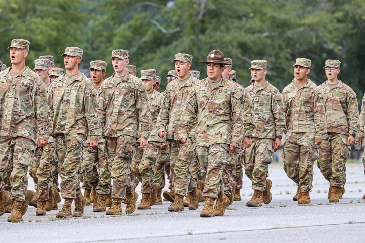 nicksortor's tweet image. 🚨 JUST IN: Secretary Hegseth CONFIRMS the US Army, Navy, Air Force and Space Force have ALL reached their recruiting goals MONTHS in advance
This is thanks to highest morale among our service members in modern history.
GREAT JOB, @PeteHegseth and President Trump! 🇺🇸