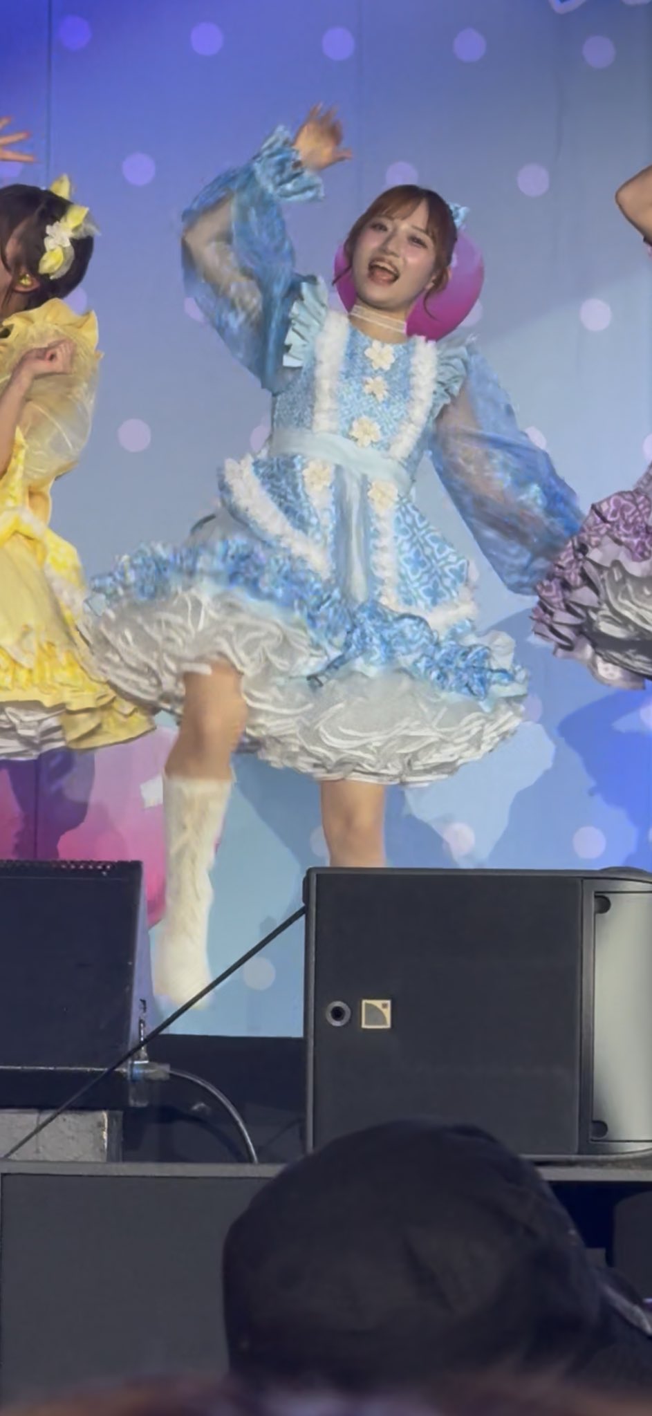 y♡ページ♡ゆいちゃんバタフライ衣装 Fu9OLVgaEAAw5Ks.jpg