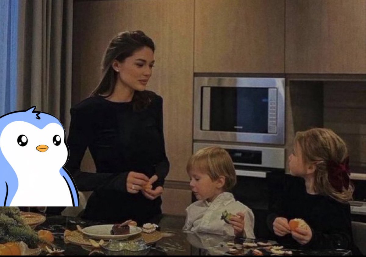 JoeyMooose's tweet image. "Mom, why are we so rich?"
"Because daddy held all of his Pudgy Penguins & Pengu"