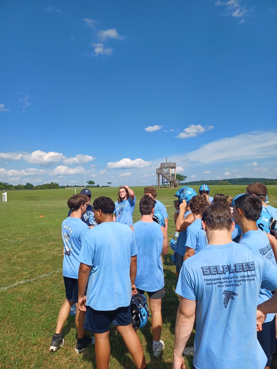 joebrowvm's tweet image. Posted up in Short Gap, where the Frankfort Falcons (14-0 in 2024) will defend their Class AA state championship this fall. #wvprepfb @MetroNewsSports