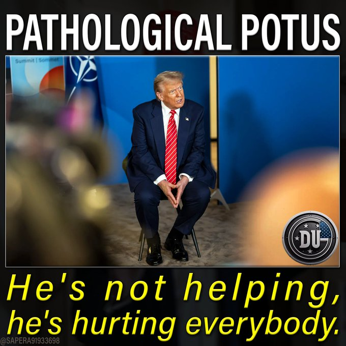 DUnitedGraphics's tweet image. Trump keeps saying how much better America is under him.
That's a lie.
Working Americans will lose $1,600/year while the rich will gain $12,000/year.
17M people will lose health insurance and 300+ rural hospitals will have to close.
America is failing under Trump.
#DemsUnited