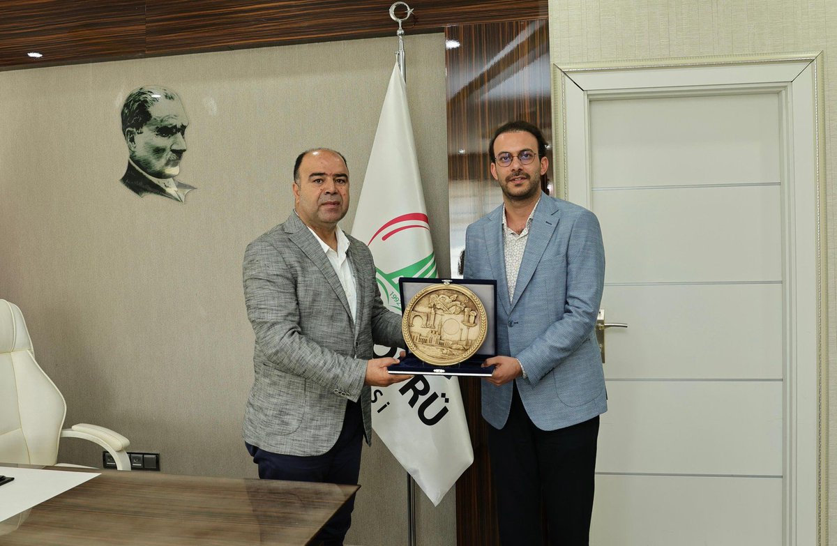 GENÇ MÜSİAD Şanlıurfa Şubesi olarak Karaköprü Belediye Başkanı Sayın Nihat Çiftçi’yi ziyaret ederek çalışmalar hakkında istişarelerde bulunduk. Misafirperverliklerinden dolayı teşekkür ederiz.