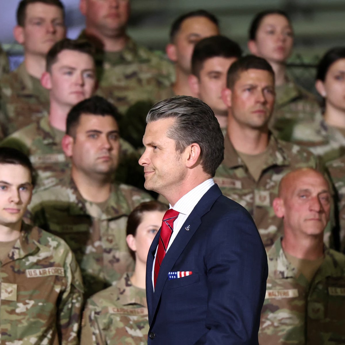 EricLDaugh's tweet image. 🚨 BREAKING: SecDef Pete Hegseth confirms - The Army, Navy, Air Force and Space Force have EACH reached their recruitment goals several months ahead of schedule.
Morale is surging.