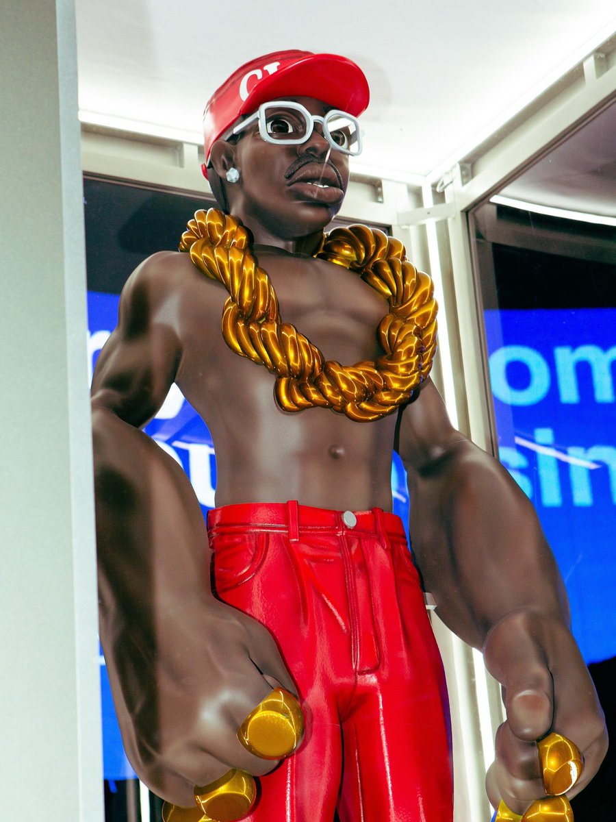 GalactaMag's tweet image. Tyler, The Creator's 'DON'T TAP THE GLASS' statue spotted at the World Trade Center