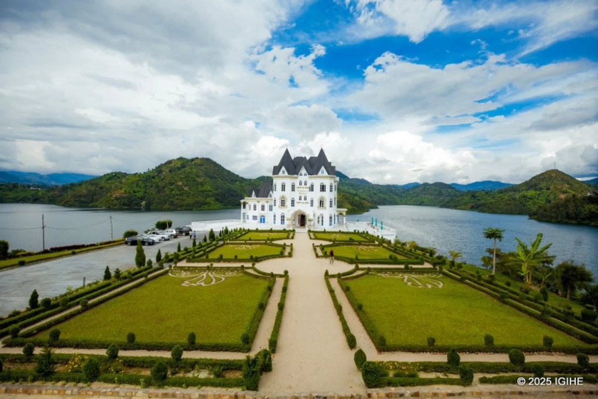 bless_link's tweet image. Chateau le Mahaha😂😂😂😂😂😂😂😂

Kabano🤌👀😂