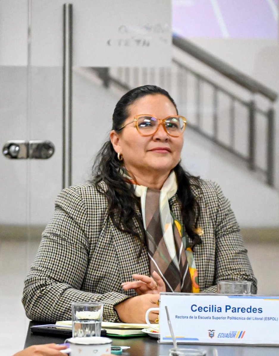 #Quito | El Consejo de Gobierno del Régimen Especial de Galápagos (CGREG) y la Escuela Superior Politécnica del Litoral (<a href="/espol/">ESPOL</a>) han unido esfuerzos para analizar el panorama turístico del archipiélago.