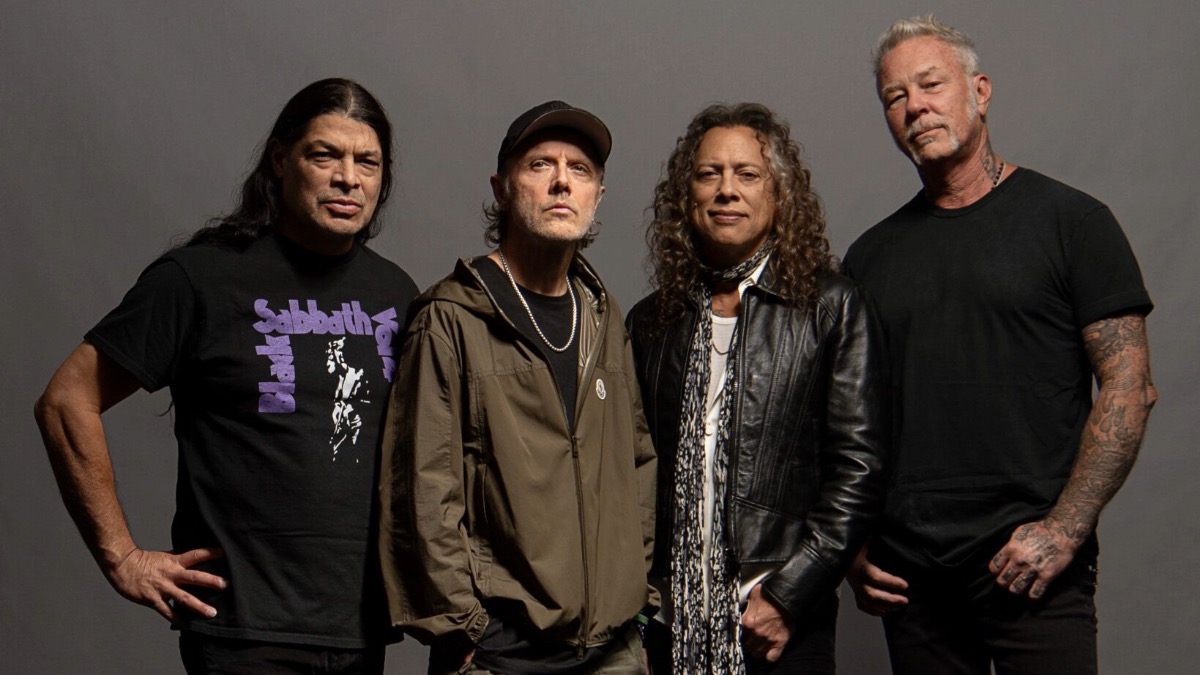 consequence's tweet image. Metallica is donating $3 million in workforce education which will benefit an estimated 10,000 students → cons.lv/mgcmMP