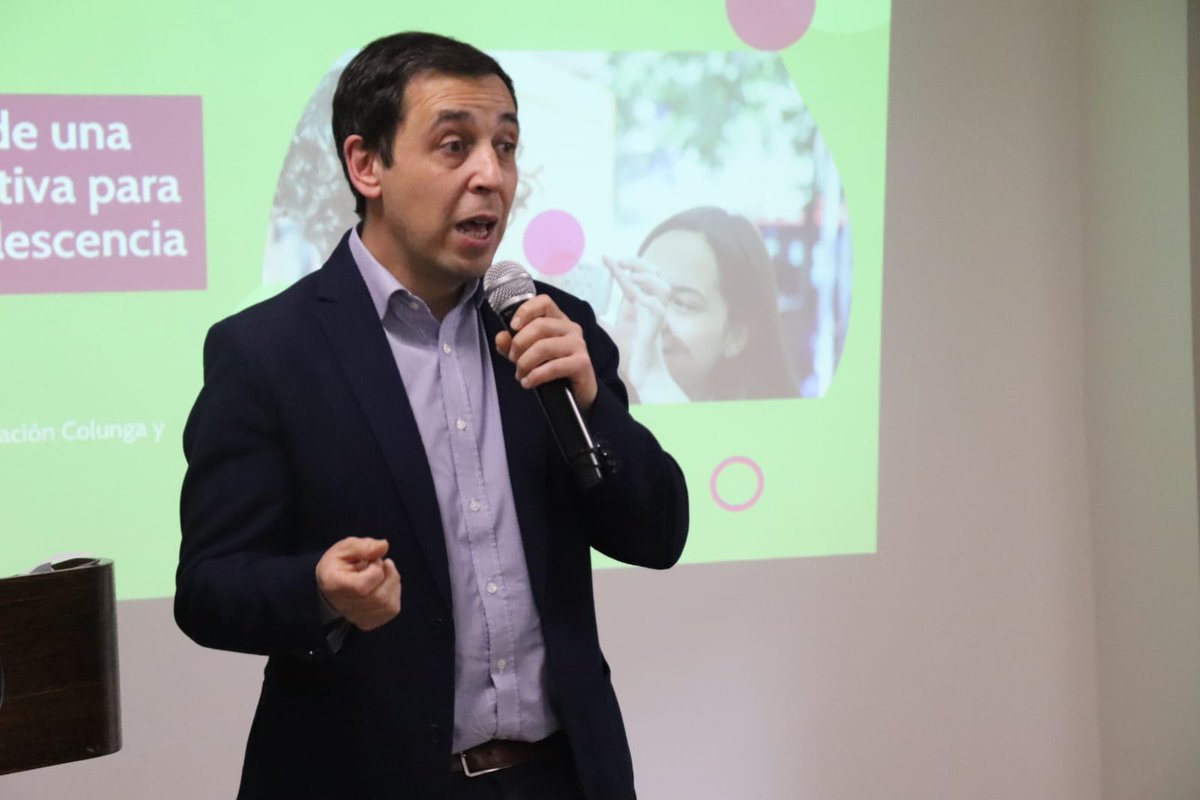 defensorianinez's tweet image. Esta tarde, junto a Fundación Colunga @fundcolunga , presentamos el estudio conjunto &quot;Construcción de una agenda legislativa para la niñez y adolescencia&quot; ante representantes de organizaciones de la sociedad civil que integran Pacto Niñez @pacto_ninez.

El Defensor de la Niñez,…