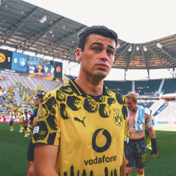 FabrizioRomano's tweet image. 🟡🔵🇺🇸 Agreement done on personal terms between Gio Reyna and Parma.
Club to club agreement getting closer with Borussia Dortmund. ⏳