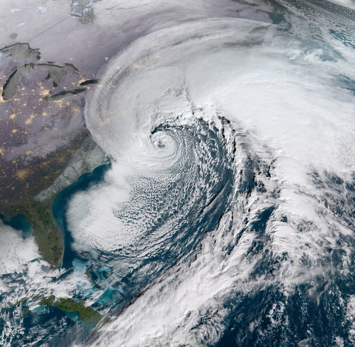 PNASNews's tweet image. Nor’easters are getting stronger. Since 1940, the most intense East Coast storms have seen faster winds and heavier hourly rain, raising coastal storm risks as the climate warms.
In @CNN: ow.ly/62Ct50WriGk
In PNAS: ow.ly/Sqhj50WriGl