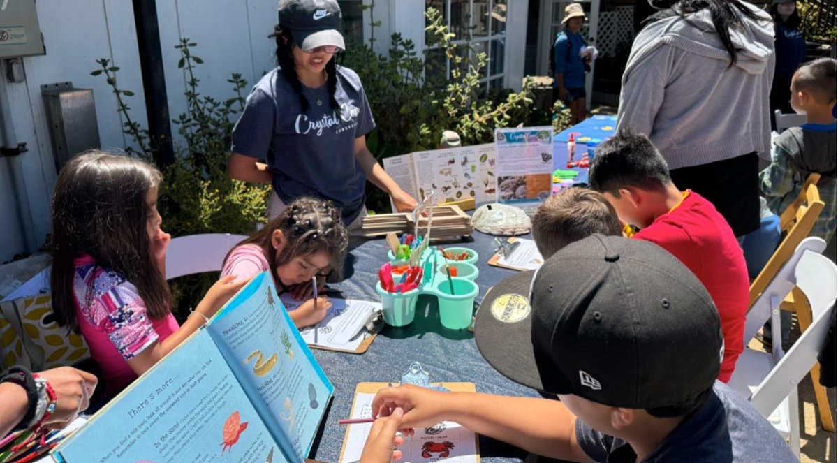 CCConservancy's tweet image. Discover summer at Crystal Cove!
Paint the coastline, hike through wildlands, stargaze by the sea and learn through hands-on science
View the full lineup of summer programs: crystalcove.org/crystal-cove-c…

#CrystalCoveConservancy #SoCalSummer #OutdoorEducation #ArtInNature