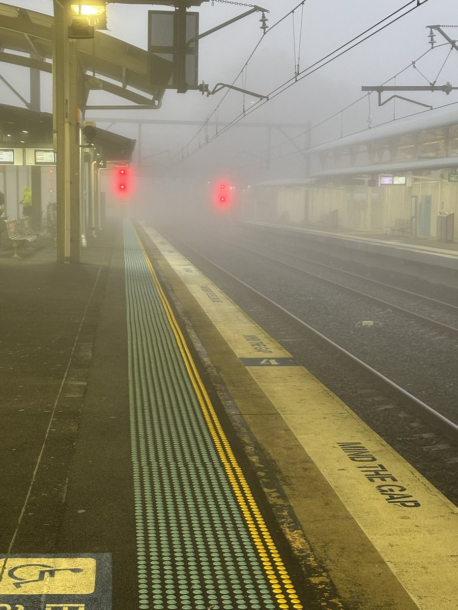 shadowhunter62's tweet photo. Horror movie anyone @TransportnswR @TrainsInfo @T1SydneyTrains https://t.co/eIuj4KJiph