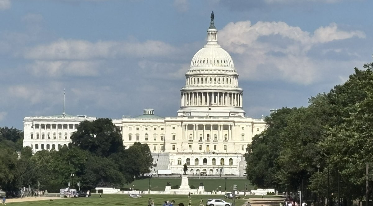 MMHarroldBooks's tweet image. .@EPBAuthor SUPREME JUSTICE at the Capitol.