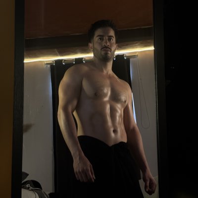 nanDower27's tweet photo. #NuevaFotoDePerfil https://t.co/xUd9U2AYcB
