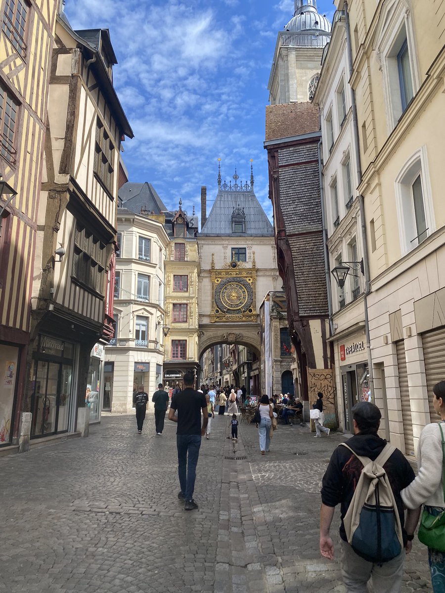 nassaujuan's tweet image. If you don’t have one of these quirky clocks are you even a french provincial town
