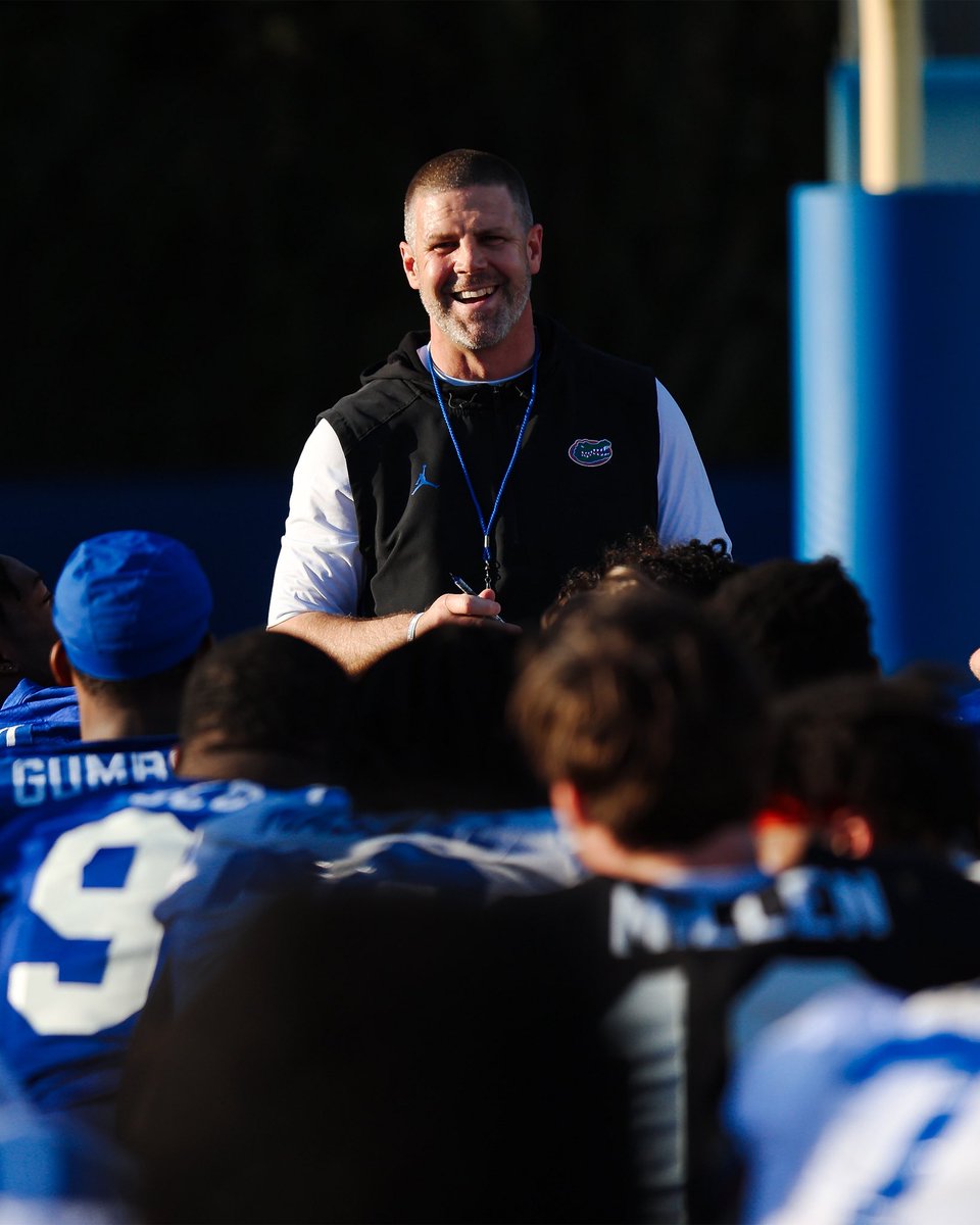 GatorsFB's tweet image. Happy Birthday to our guy, @coach_bnapier🐊
#GoGators