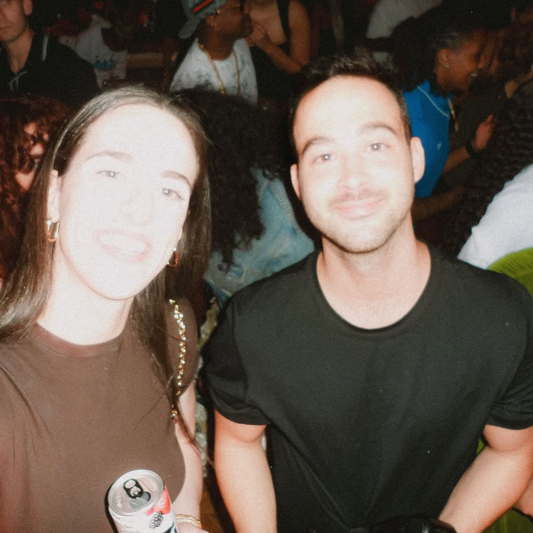 _girltalk's tweet image. That seltzer didn’t leave her hand all All-Star Weekend (as it shouldn’t) 🥳