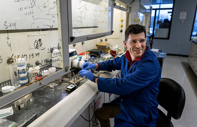 UMichChE's tweet image. ICYMI: Assistant Professor @JovanKamcev is helping shape the future of membrane science while creating an environment of growth and innovation in his lab.
Learn more about Kamcev, his research and lab: michiganche.info/46pnBTz